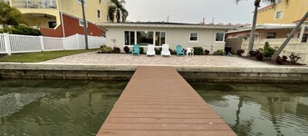 Anchors UP #1; WALK to Beach/Bars/Dining