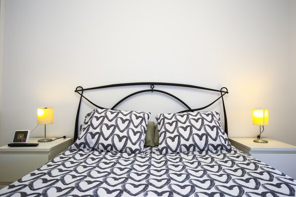 1 bedroom, iron/ironing board, free WiFi, bed sheets