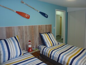 3 chambres, fer et planche à repasser, lit parapluie, Wi-Fi