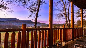Family Cabin | Terrace/patio