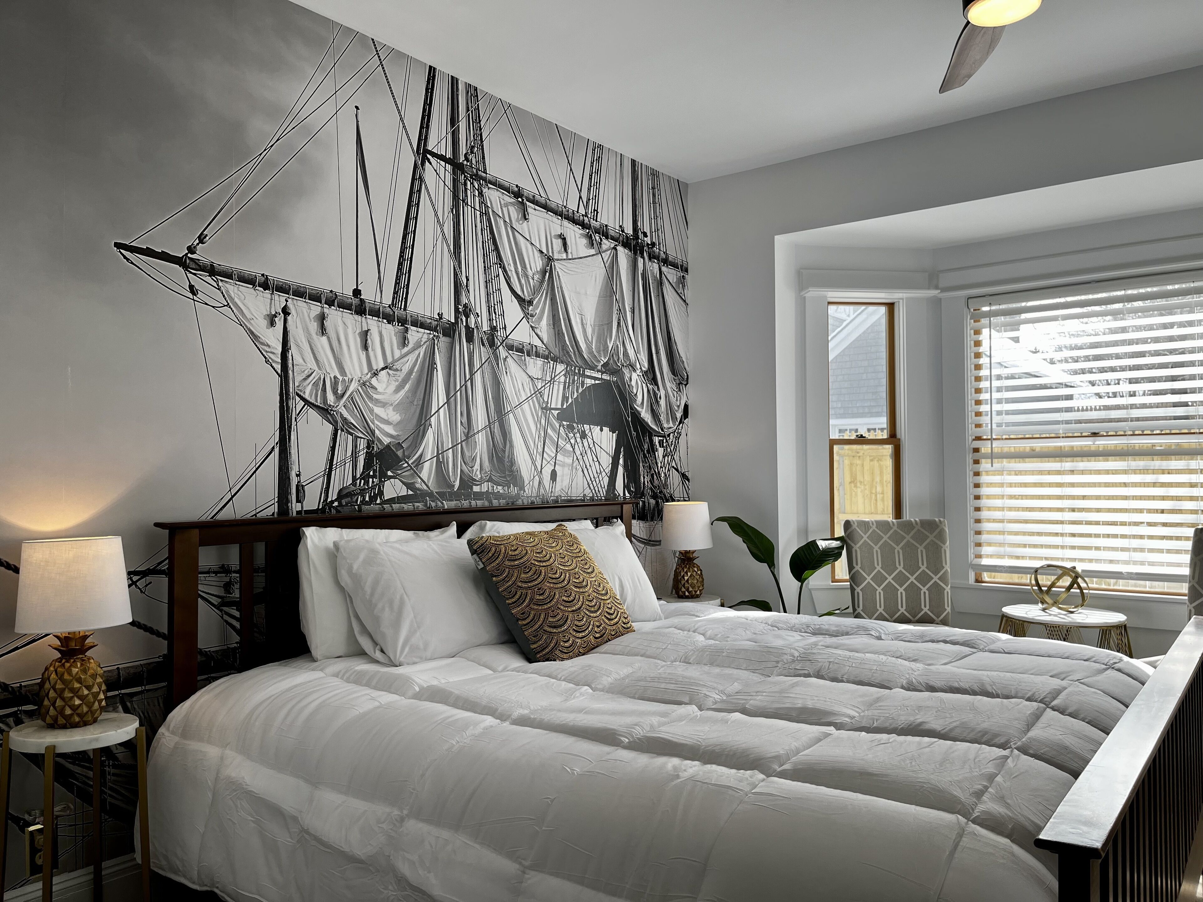 classic room, 1 king bed | 4 bedrooms, free wifi, bed sheets