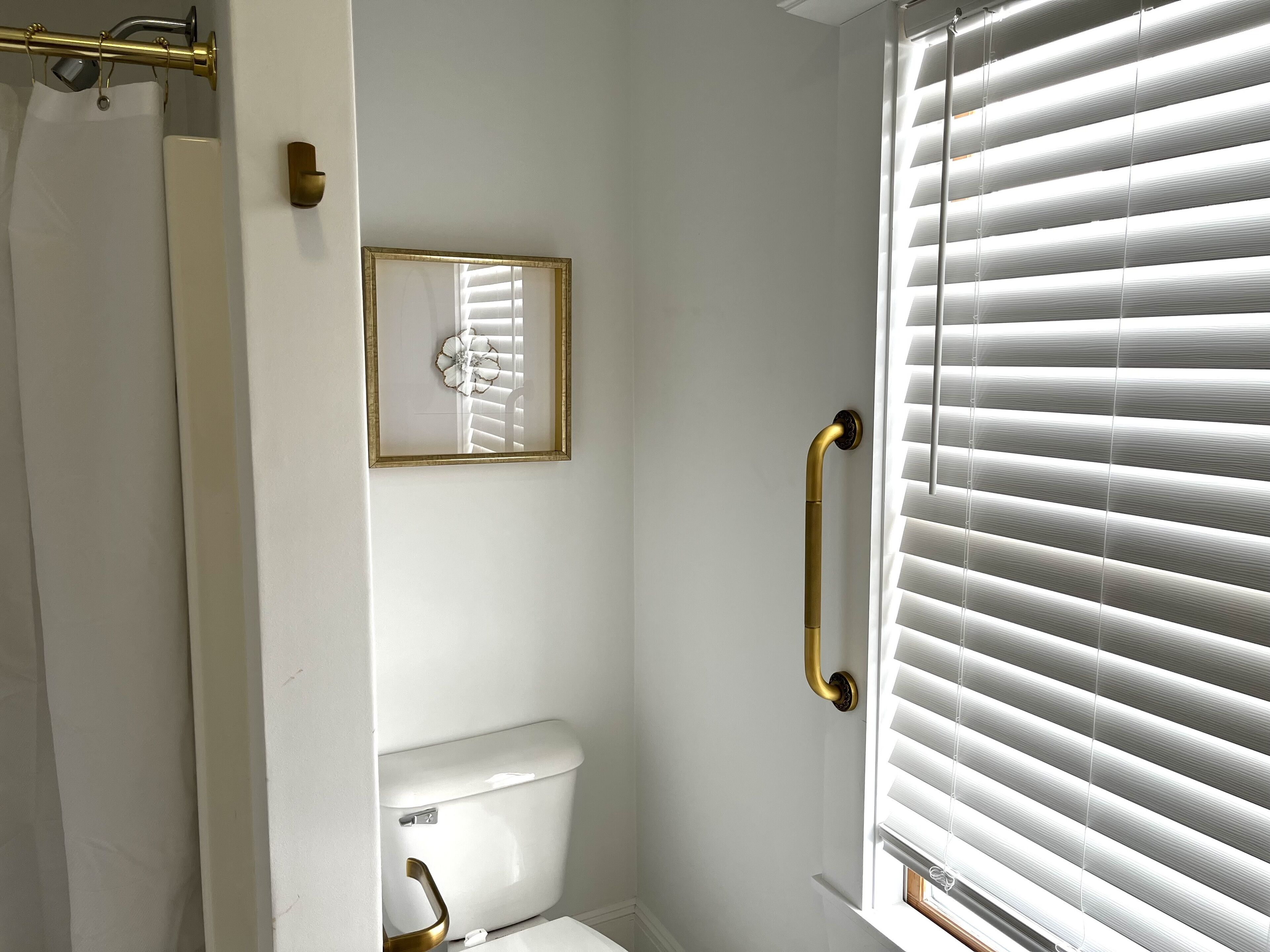 classic room, 1 king bed | 4 bedrooms, free wifi, bed sheets