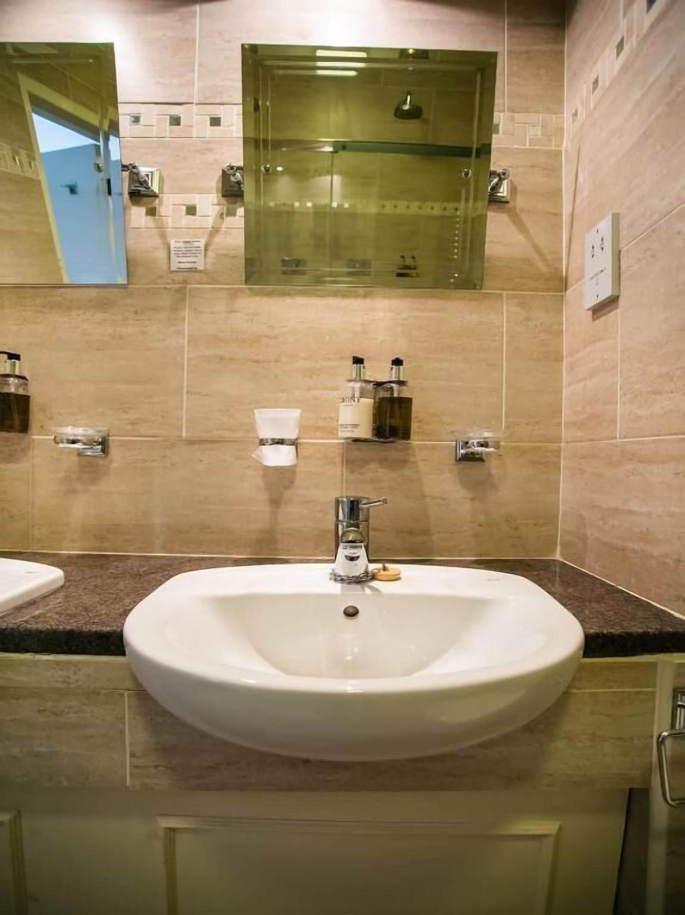 double room | bathroom | bathrobes, towels