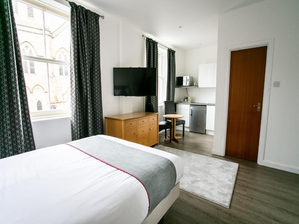 superior studio | 1 bedroom, desk, iron/ironing board, free wifi