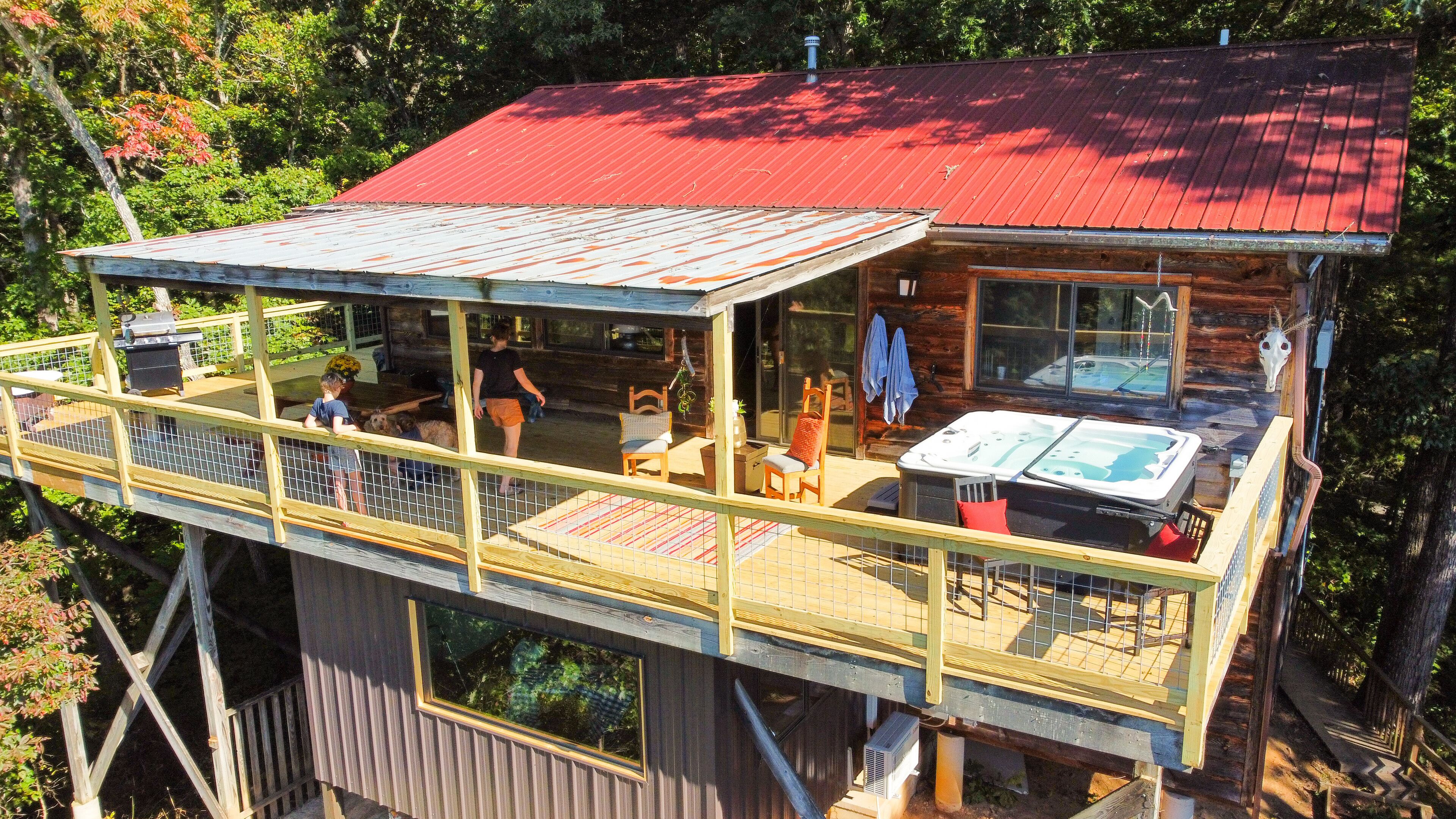 NEW LISTING! The Hideout - Hot Tub with a View