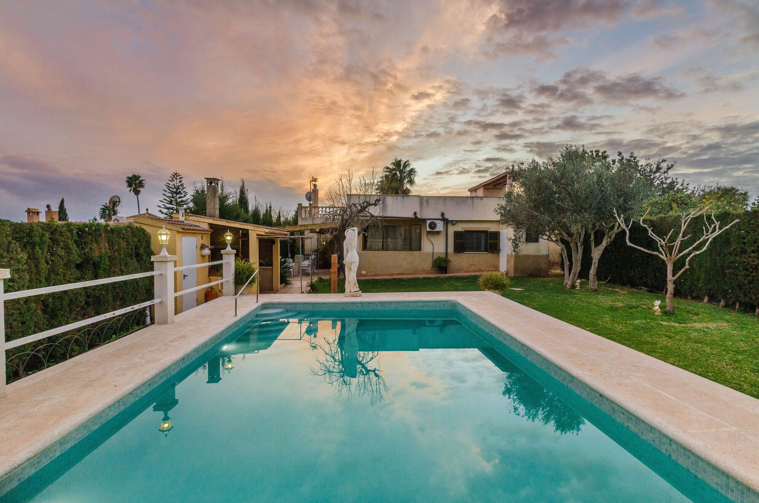 YourHouse Son Piedra, family-friendly villa near Palma with private pool