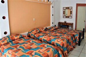 Family House | 3 bedrooms, premium bedding, down duvets, memory-foam beds