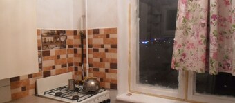 Cheap Apartment near Lake direct metro line in Kiev!