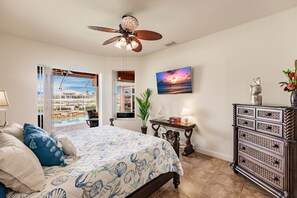 3 bedrooms, iron/ironing board, travel cot, free WiFi