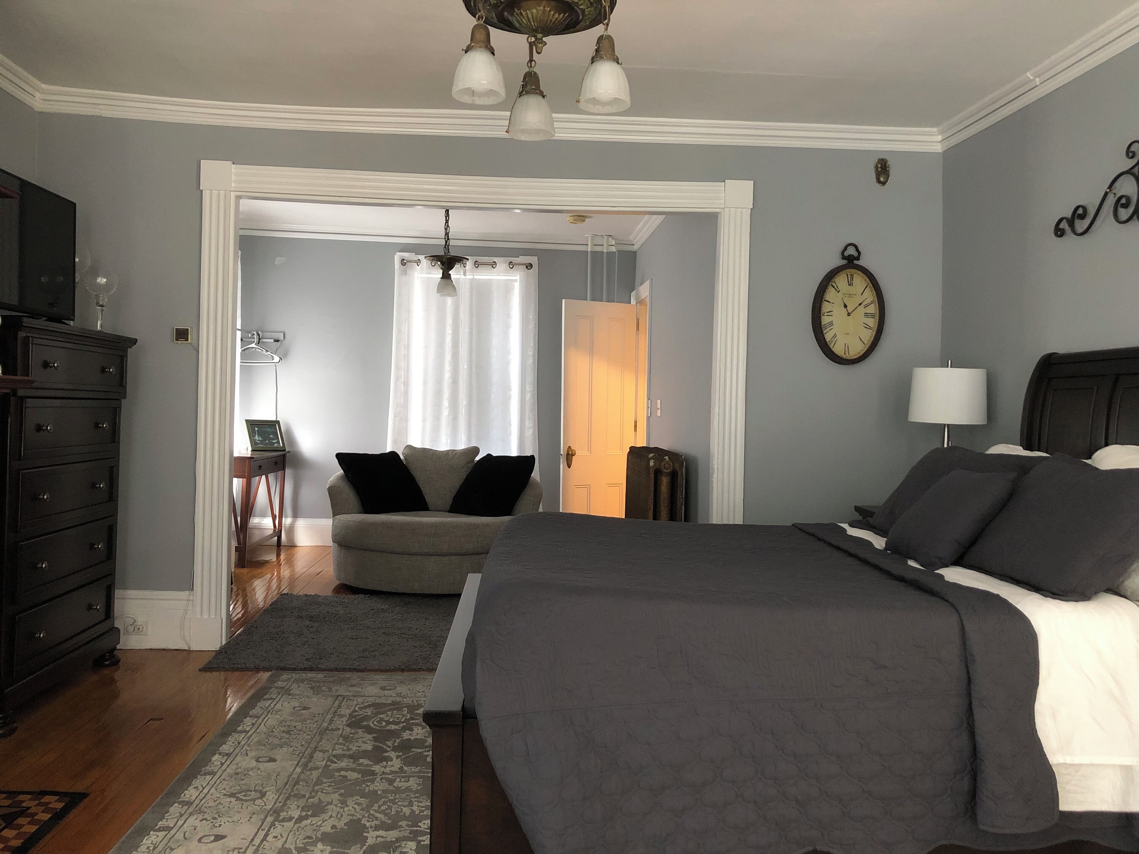 The 1830 Guest House