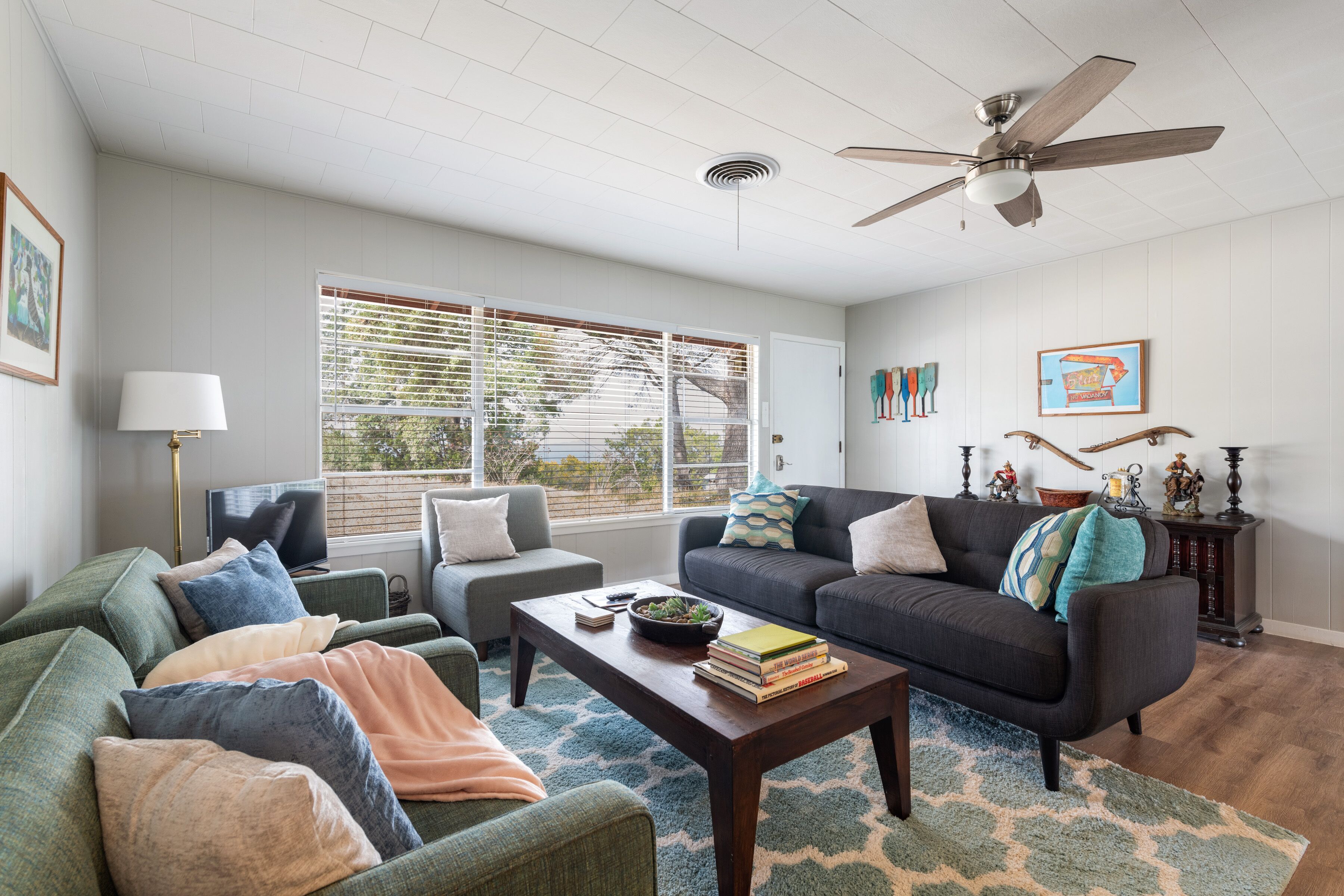 Paradise in the rolling Texas Hill Country! Clean 3/1.5 w/ wifi, expansive views