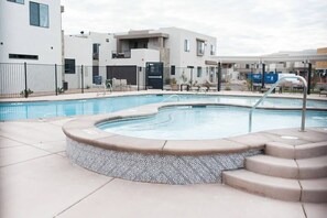 Unclassified image, 3 of 36, button - Suite With A View | Private Hot Tub (Washington)