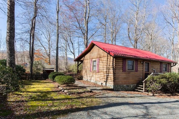 Mountain Muse is tucked away just minutes from Blowing Rock