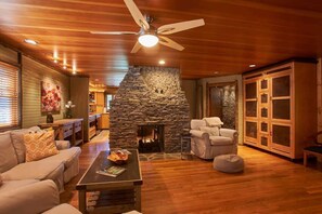 Nicht klassifiziertes Bild, 2 von 27, Schaltfläche