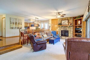 Unclassified image, 5 of 25, button - Adirondack #1 (Blowing Rock)