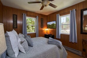 Unclassified image, 4 of 26, button