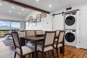 Interior - Outpost: White Ridge A8 (Teton Village)