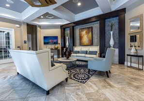 Lobby - Spacious 5BR Townhome in Davenport, FL, perfect for family getaways! (Davenport)