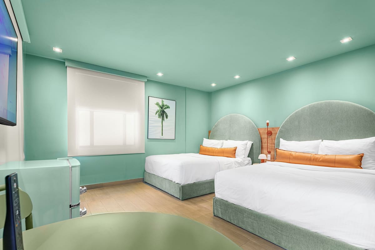 Premium bedding, pillowtop beds, in-room safe, iron/ironing board