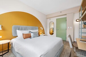 Premium bedding, pillowtop beds, in-room safe, iron/ironing board