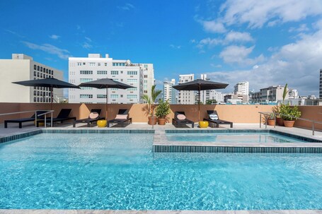 HiBird Apartment and Suites Hotel - Image 2