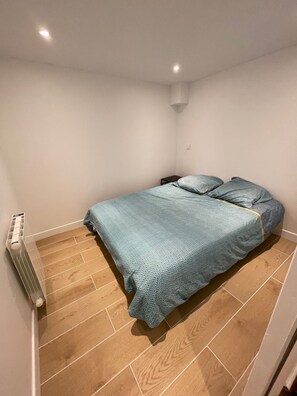 2 slaapkamers, een bureau, gratis wifi, beddengoed