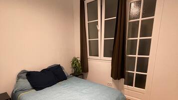 2 chambres, bureau, Wi-Fi gratuit, draps fournis
