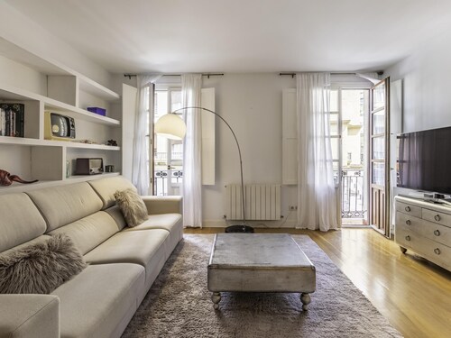 Nice and cozy next to Unamuno Square