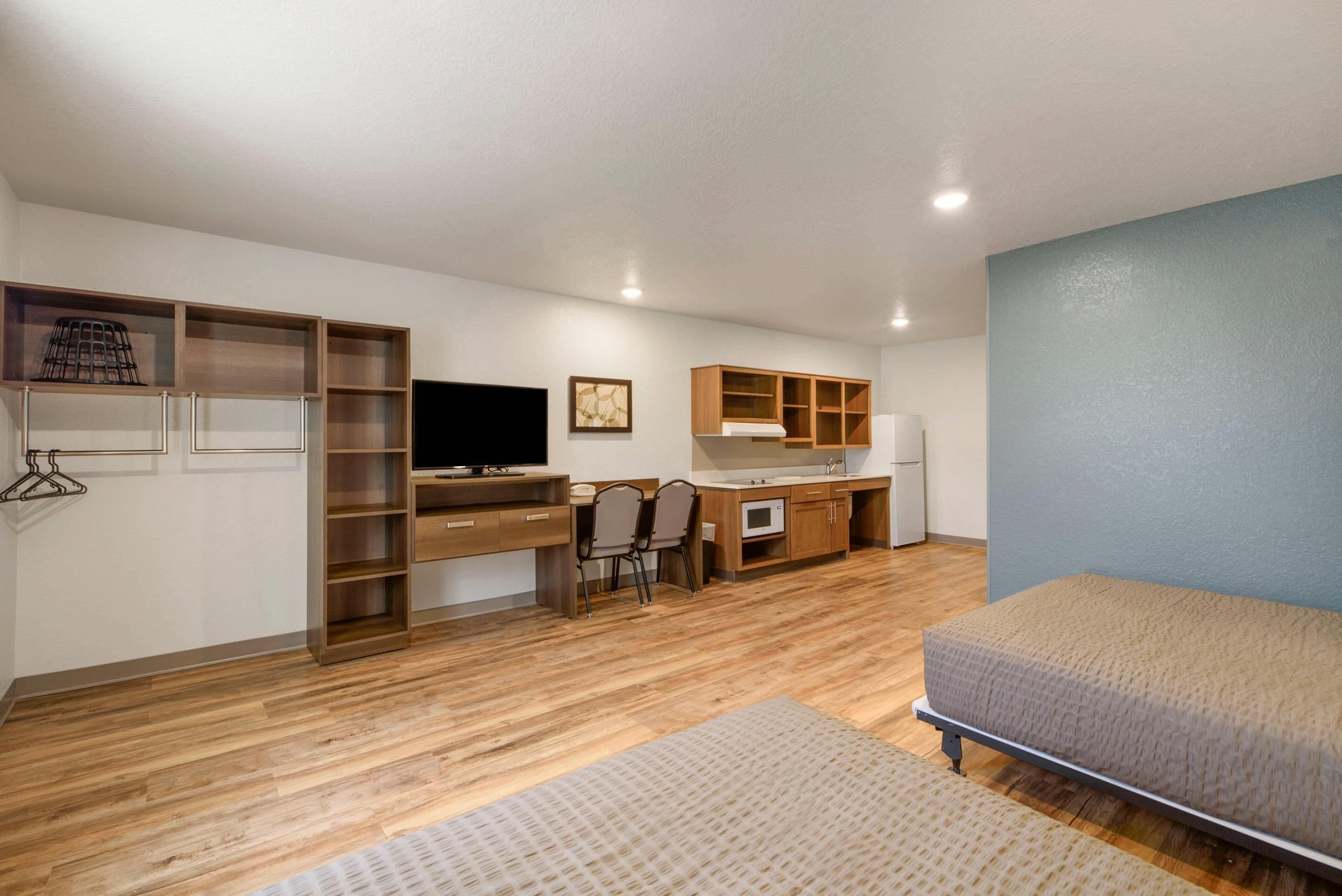 room, 2 queen beds, accessible, non smoking | 1 bedroom, desk, bed sheets