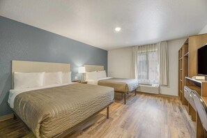 Standard Room, 2 Queen Beds, Non Smoking | Desk, bed sheets - WoodSpring Suites Orlando I-4 & Convention Center (Orlando)
