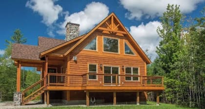 4bdrm Chalet-close to downtown & outdoor adventure