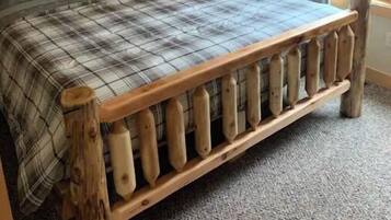 4 chambres, accès au Wi-Fi (inclus), literie fournie