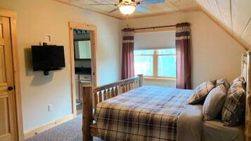 4 bedrooms, free WiFi, bed sheets