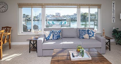 Anchors UP #4; WALK to beach/bars/dining; WATER VIEW