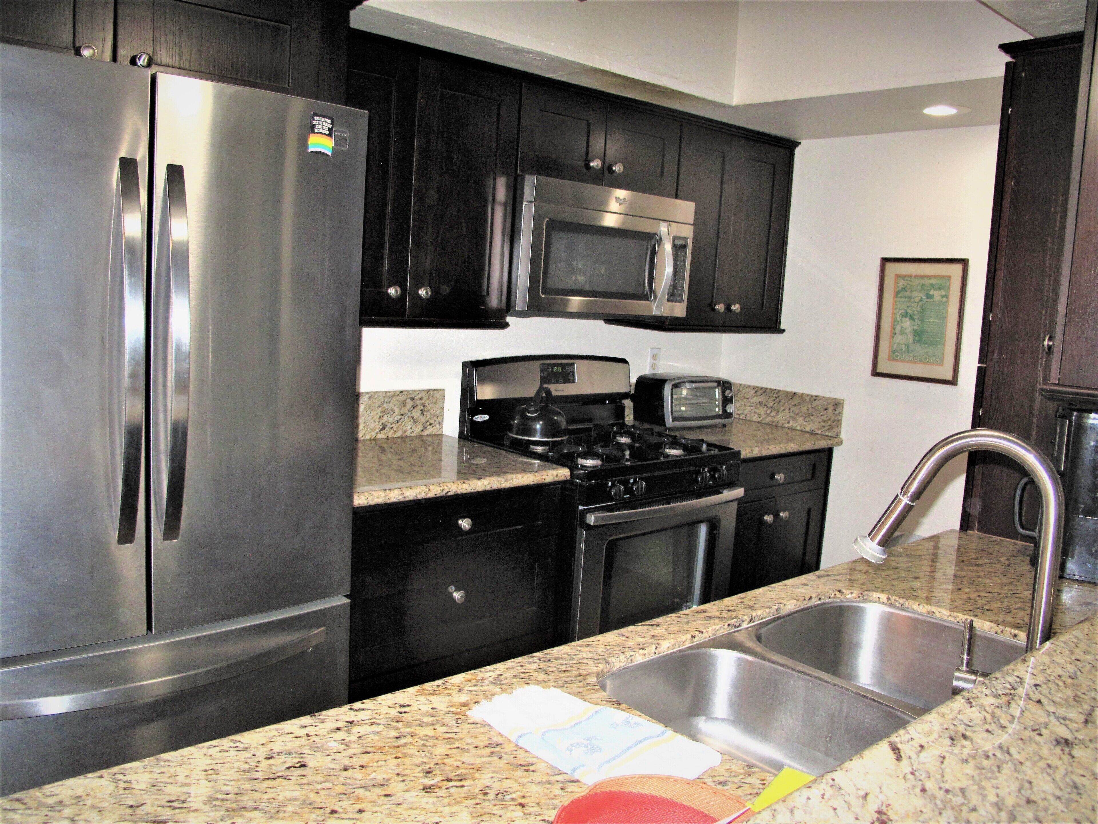 Cozy Townhouse at the Base of Snow Summit Ski Resort!