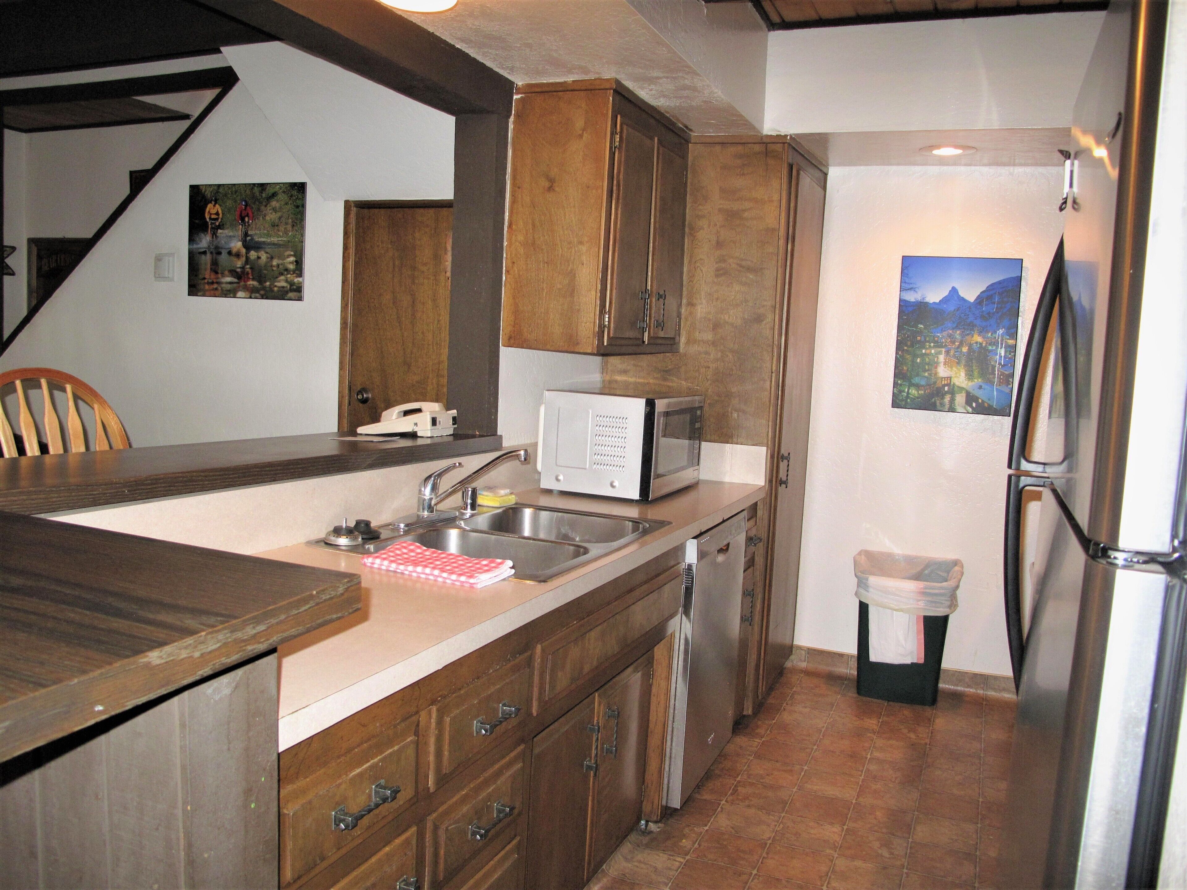 Family Townhouse at the Base of Snow Summit Ski Resort!