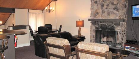 Tv, pejs, dvd-afspiller