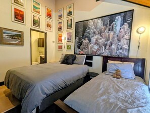2 bedrooms, free WiFi, bed sheets