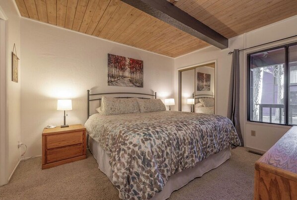 3 chambres, accès au Wi-Fi (inclus), literie fournie