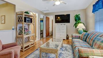 Condo (1321 Santos Rd 202) | Exterior