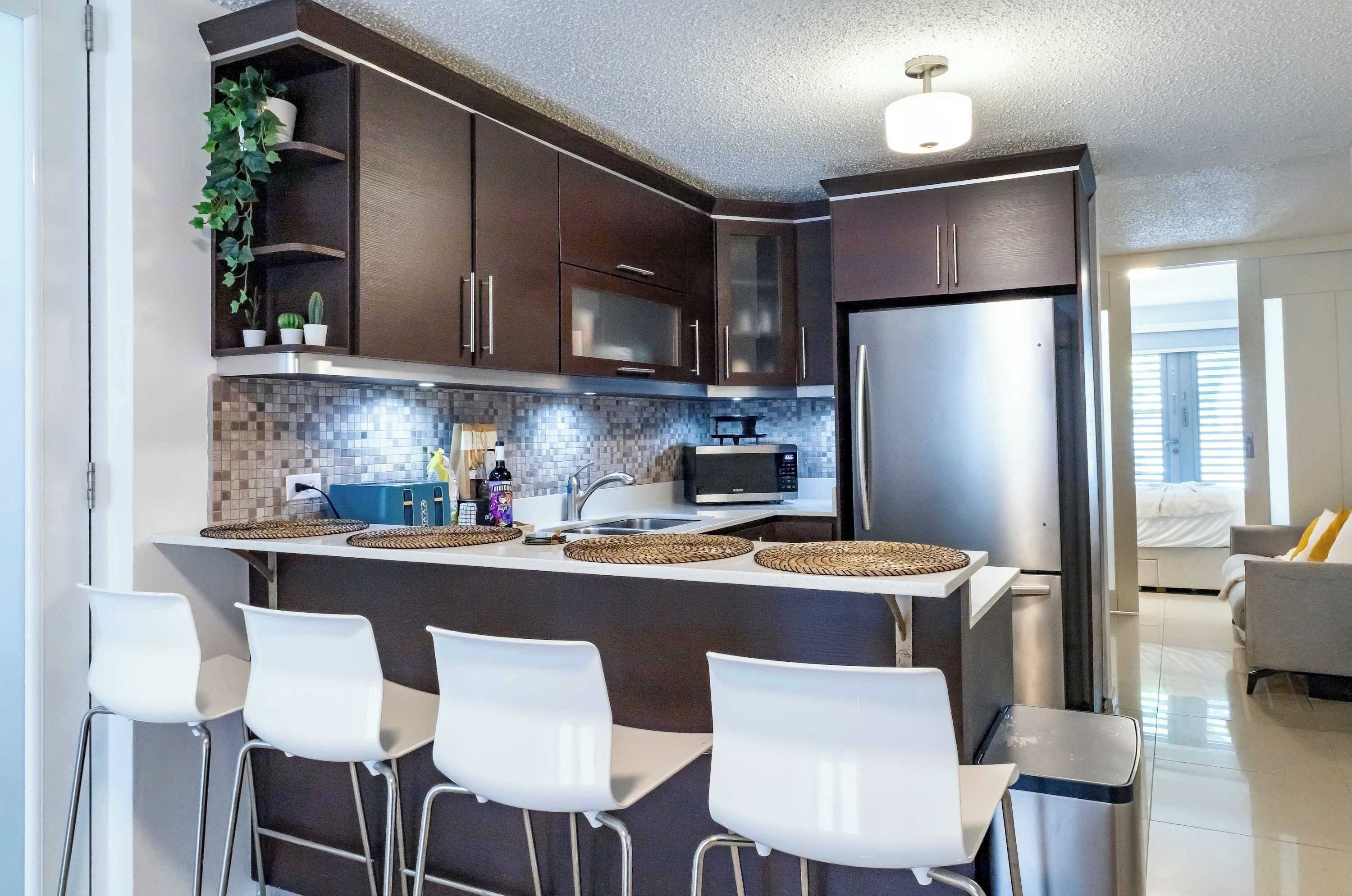 Fridge, microwave, coffee/tea maker, toaster