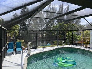 Piscine extérieure, piscine chauffée