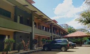 Exterior - Hotel Coco Heights Condos (Sardinal)