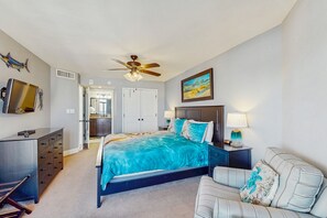 3 bedrooms, iron/ironing board, internet, bed sheets - All-suite ocean-view escape with sunrise-view balcony, W/D, pools & lazy river (Myrtle Beach)