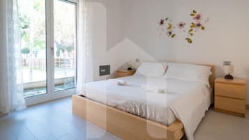 1 sovrum, strykjärn/strykbräda, wi-fi och sängkläder