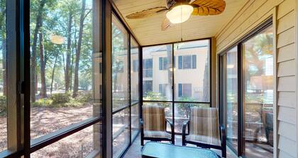 Pawleys Island 1st Floor Condo in Serene Golf Course Community, Near Beach