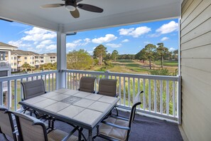 Outdoor dining - Spacious Top-Floor Golf Course Getaway w/ Pool, Near Attractions (Myrtle Beach)