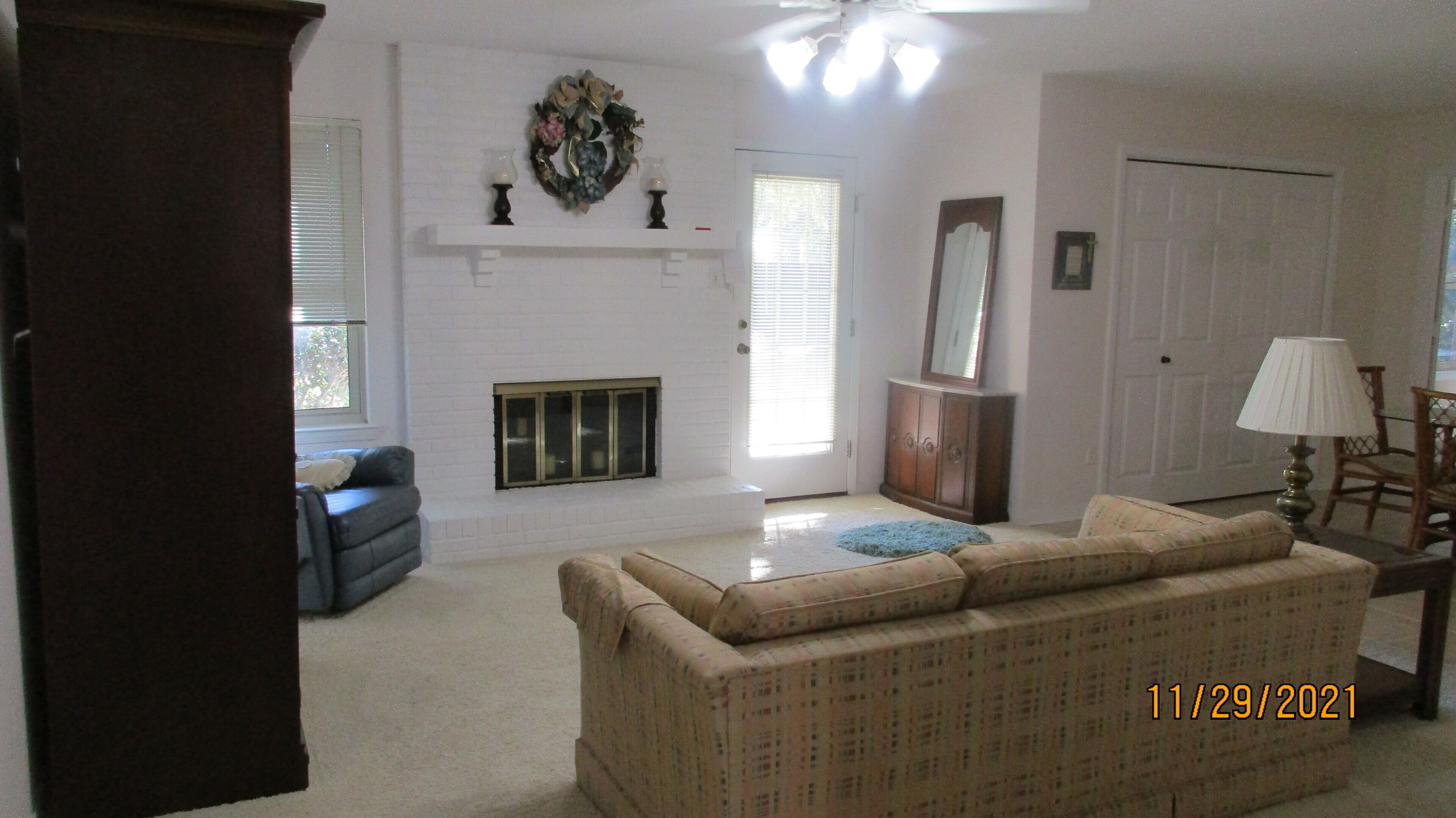 Enjoying luxury master bed room with private hot spa bath tub, walking closet