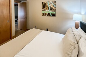 4 Schlafzimmer, Bügeleisen/Bügelbrett, Internetzugang, Bettwäsche