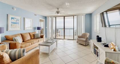 Beachfront Corner-Unit at Ocean Bay Club | 2 Balconies | Huge Atlantic View